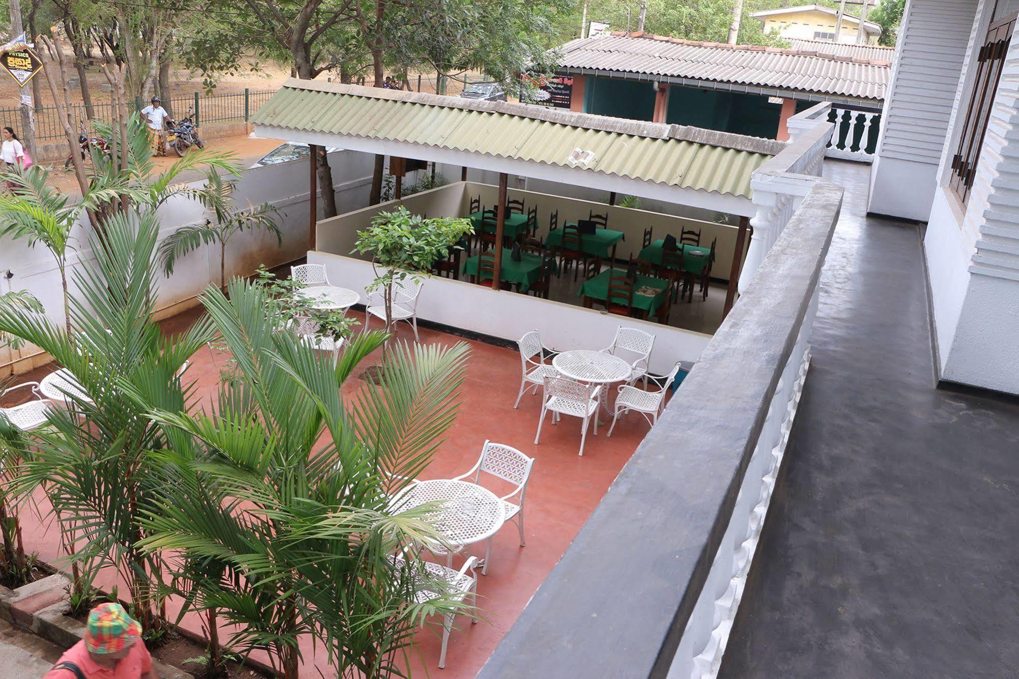 French Garden Tourist Rest Hotel Anuradhapura Exterior photo